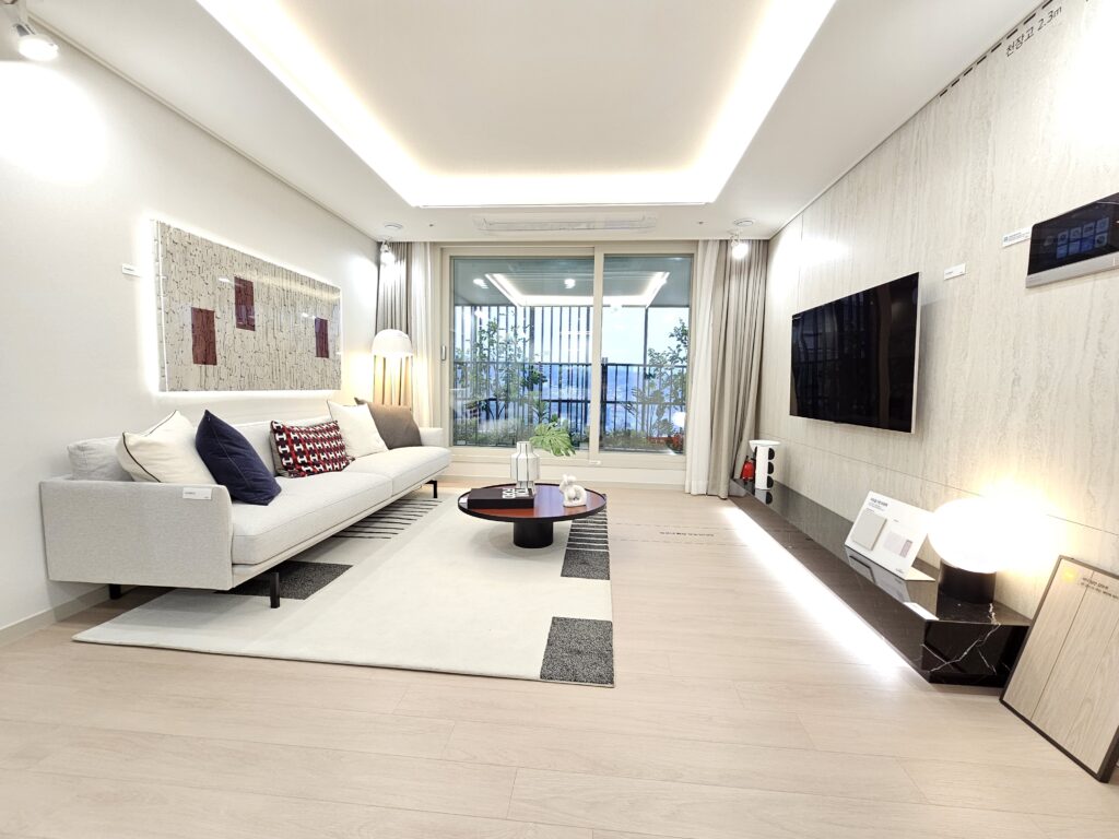 오산세교2지구 호반써밋 거실