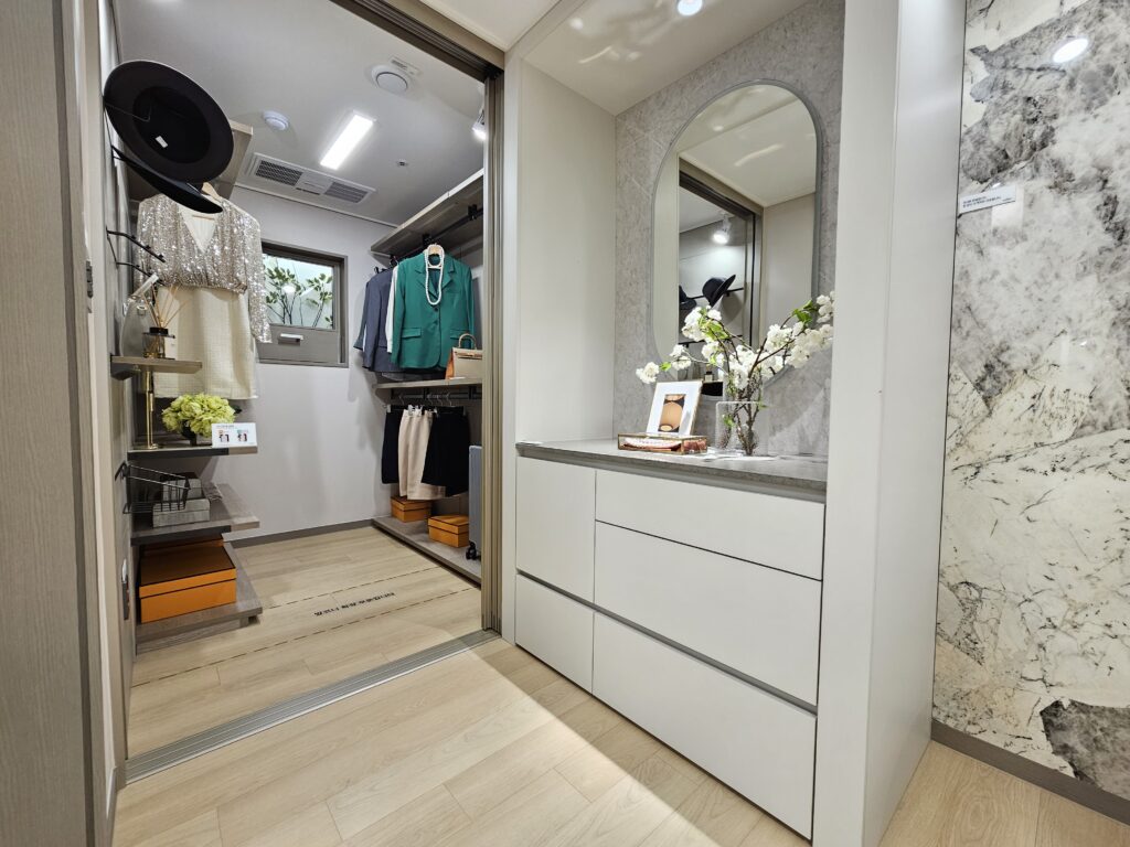 드레스룸 & 파우더